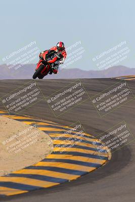 media/Dec-18-2022-SoCal Trackdays (Sun) [[8099a50955]]/Turns 9 and 10 Set 2 (1055am)/